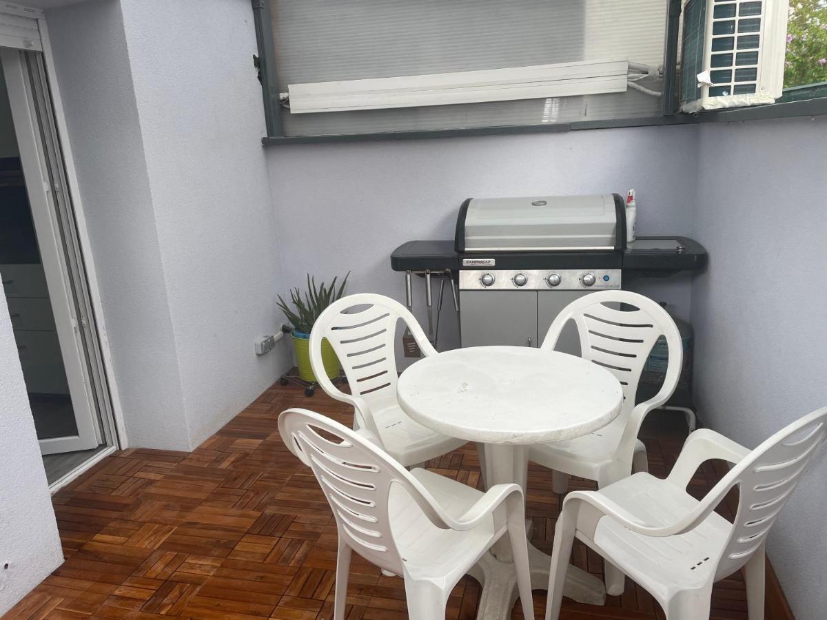 Maisonnette Avec Terrasse Strasbourg Eksteriør billede