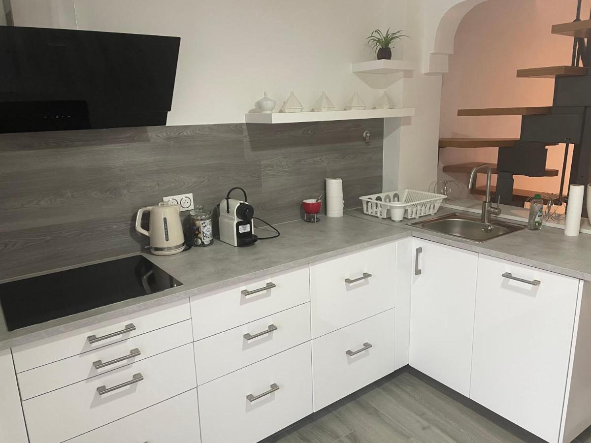 Maisonnette Avec Terrasse Strasbourg Eksteriør billede